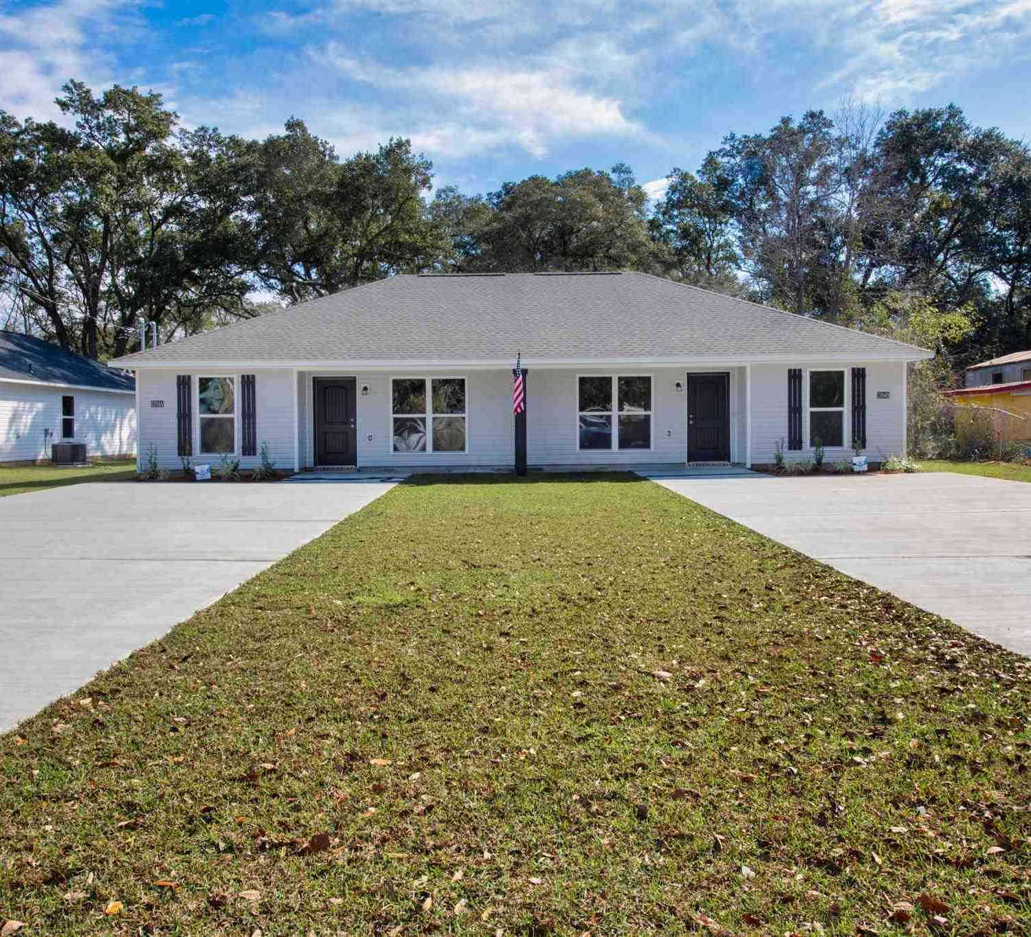 Multifamily For Sale - 7251 Bogey Ln<br/> Milton, FL 32570