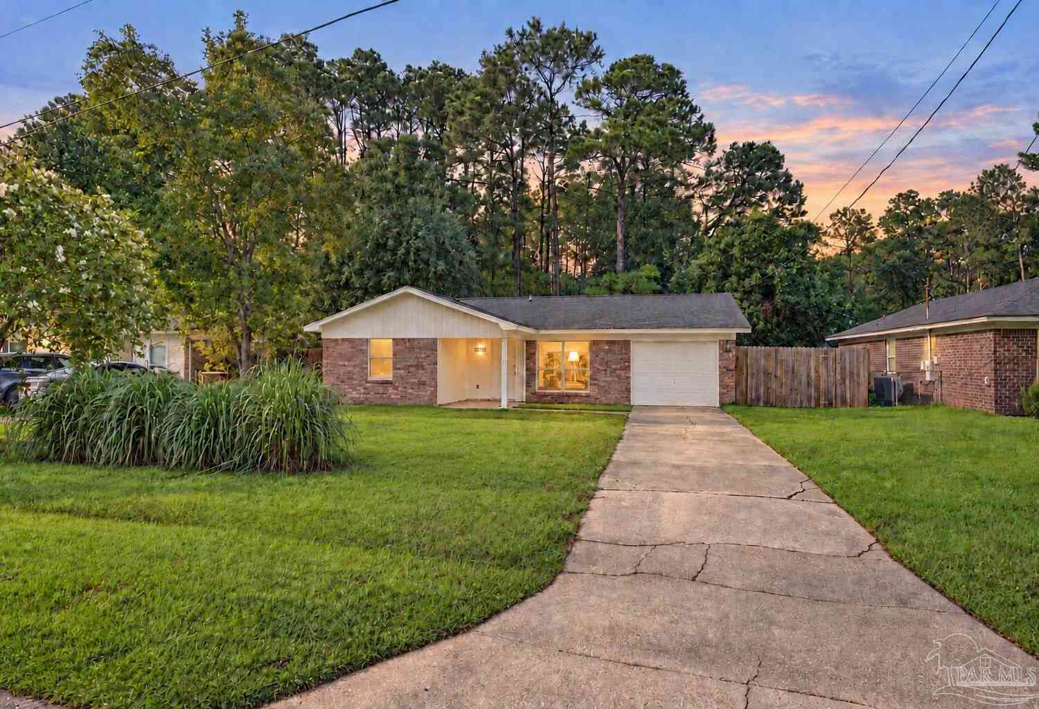 Homes For Sale - 10758 Jolyne<br/> Pensacola, FL 32506