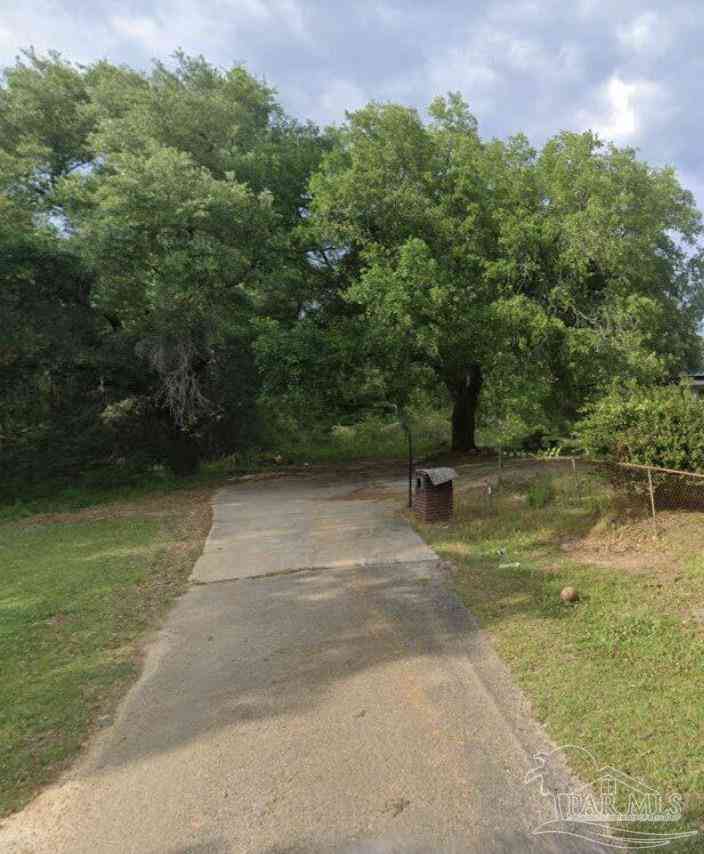 Vacant Land For Sale - 1004 W Hurricane Rd<br/> Bay Minette, AL 36507