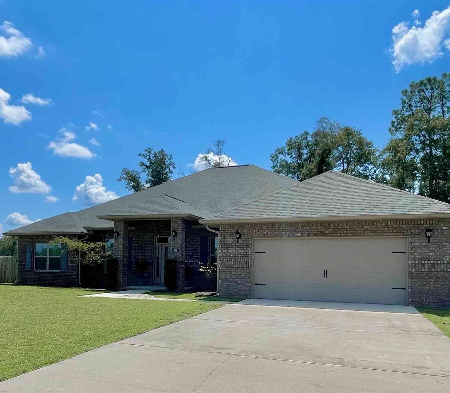 Homes For Sale - 6506 Cedar Key Dr<br/> Milton, FL 32570