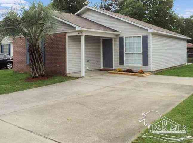 Homes For Rent - 417 Oak Knoll Ln<br/> Pensacola, FL 32506