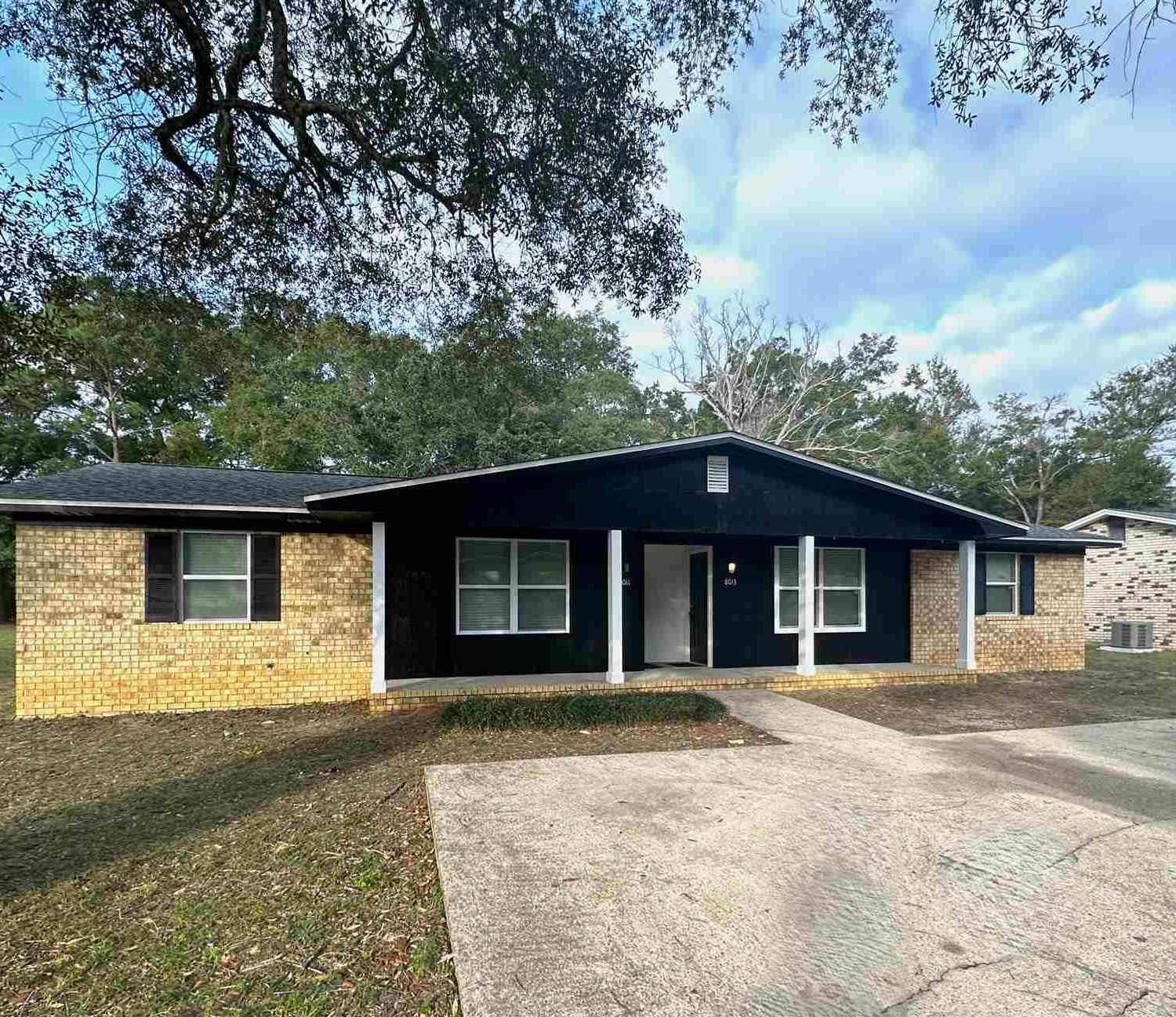 Homes For Rent - 8011 Kipling St<br/> Pensacola, FL 32514