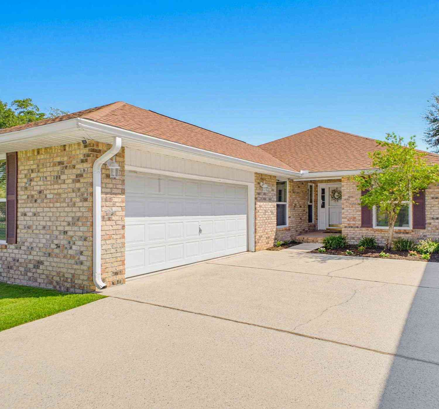 Homes For Sale - 6534 Rambler Dr<br/> Pensacola, FL 32505