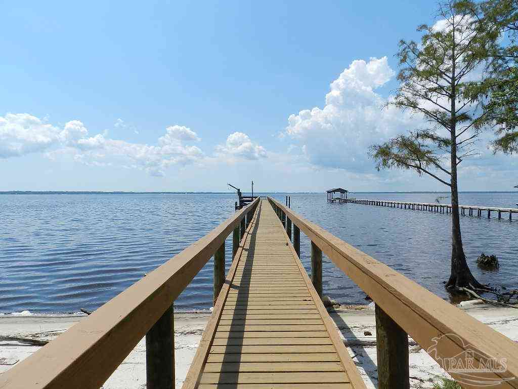 Homes For Sale - 5639 Bay Forest Dr<br/> Pensacola, FL 32526