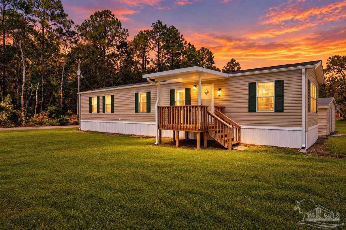 Homes For Sale - 4104 Adams Rd<br/> Pace, FL 32571