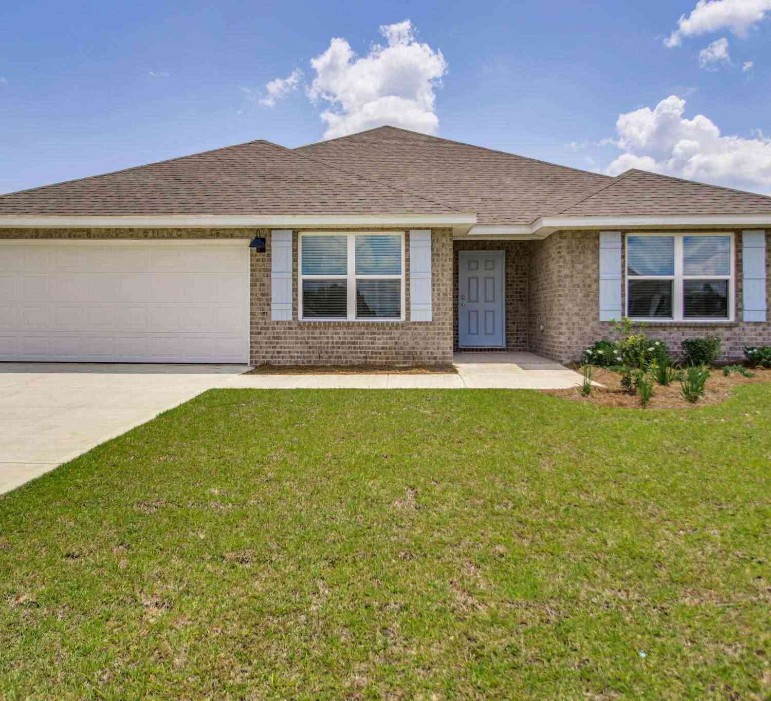 Homes For Sale - 2723 Grayson Dr<br/> Cantonment, FL 32533