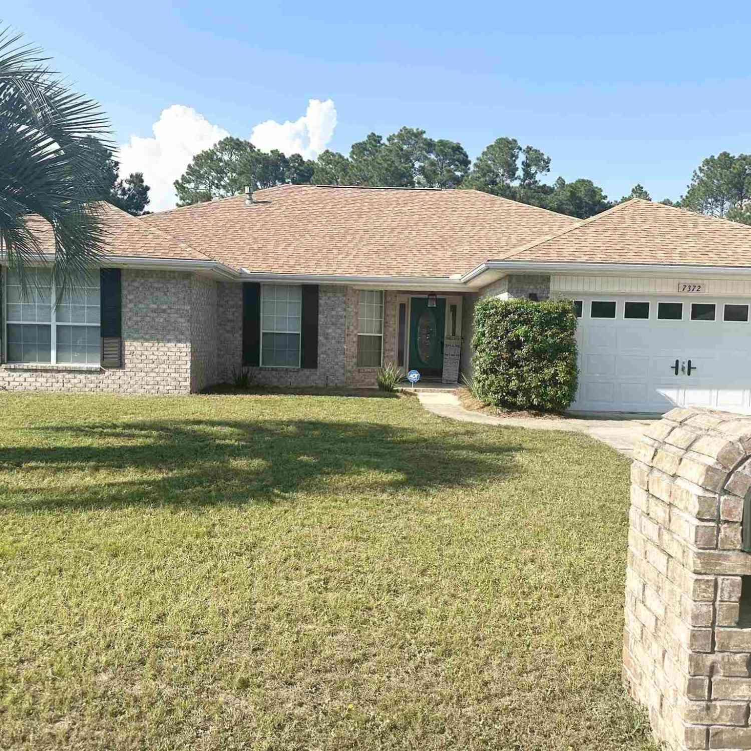 Homes For Rent - 7372 Peterson Ln<br/> Pensacola, FL 32506