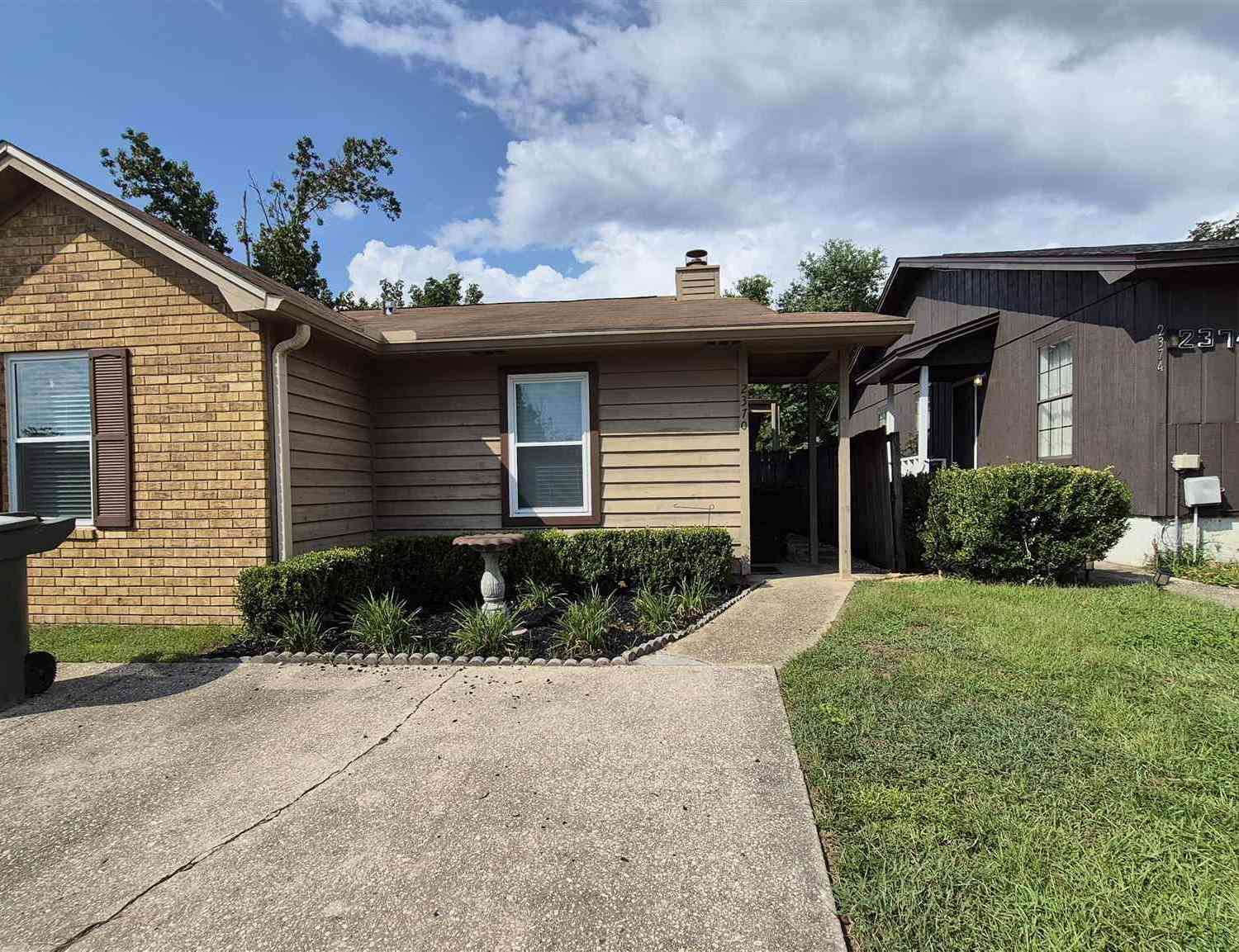 Homes For Rent - 2370 Shoal Creek Dr<br/> Pensacola, FL 32501