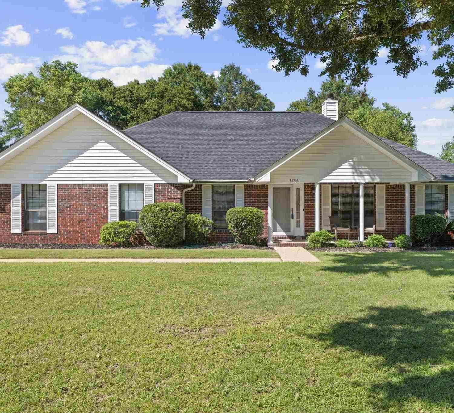Homes For Sale - 3532 Victory Dr<br/> Santa Rosa County, Pace, FL 32571