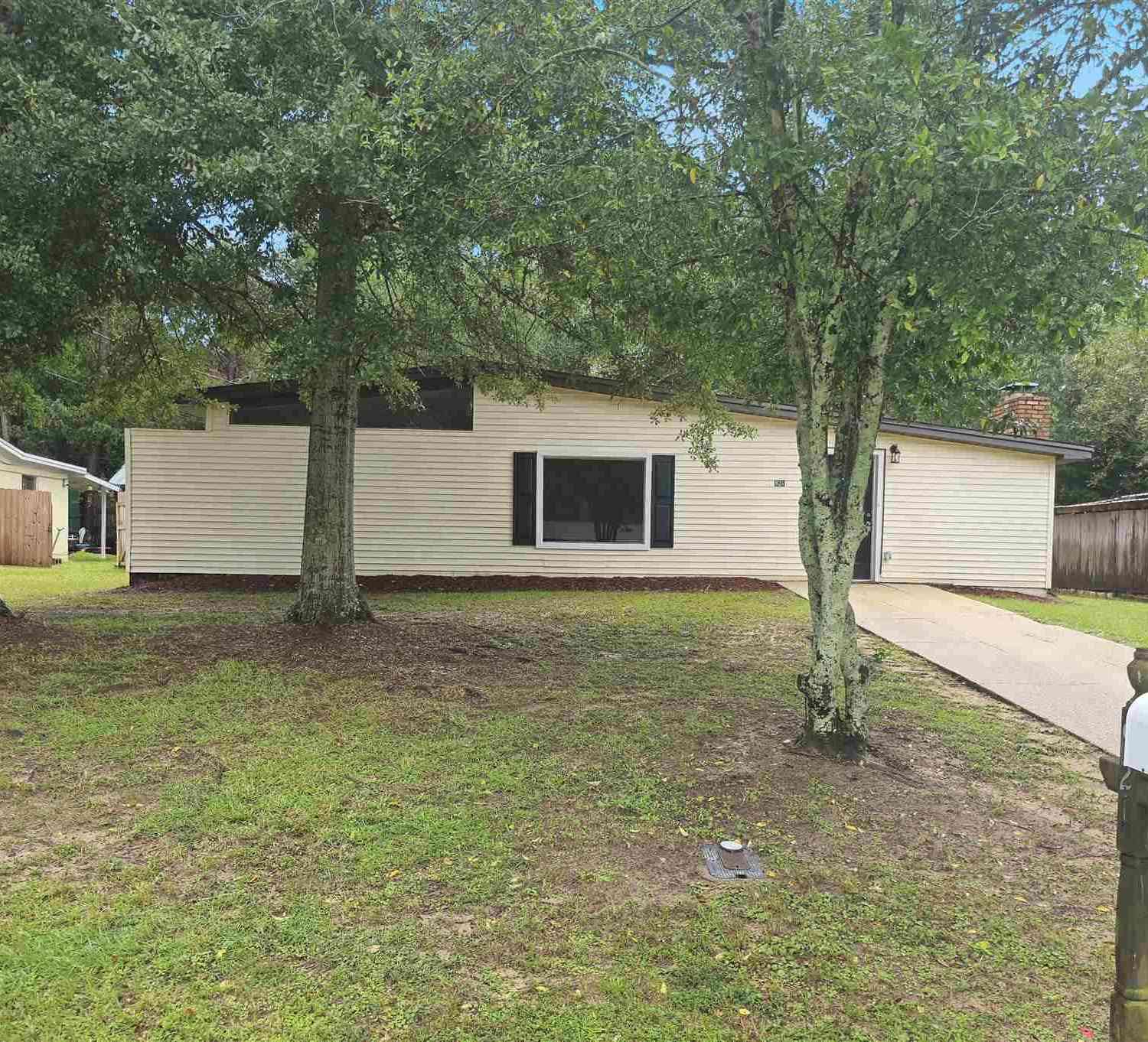 Homes For Sale - 921 Twinbrook Ave<br/> Pensacola, FL 32505