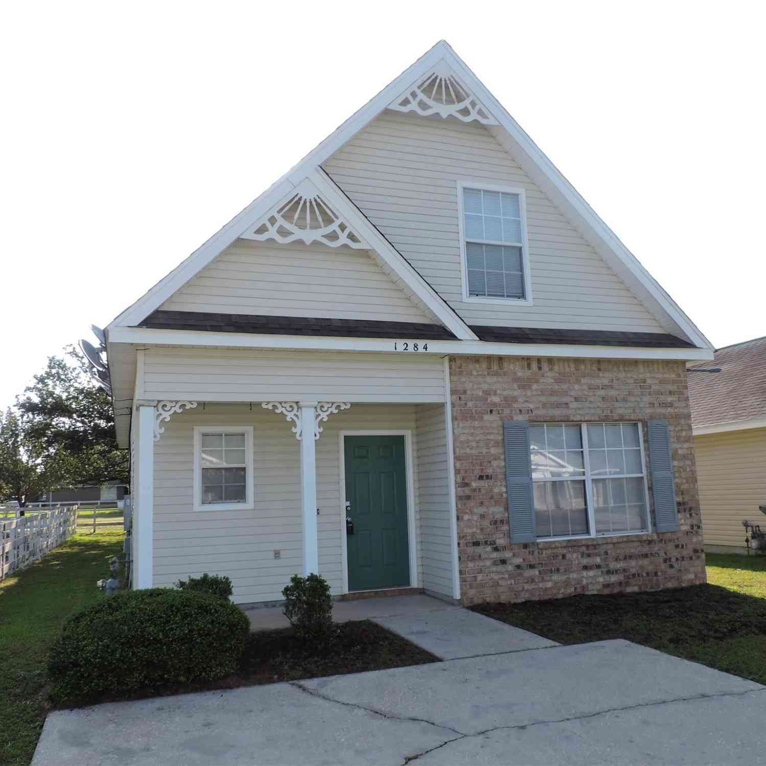 Homes For Rent - 1284 Jasper St<br/> Cantonment, FL 32533