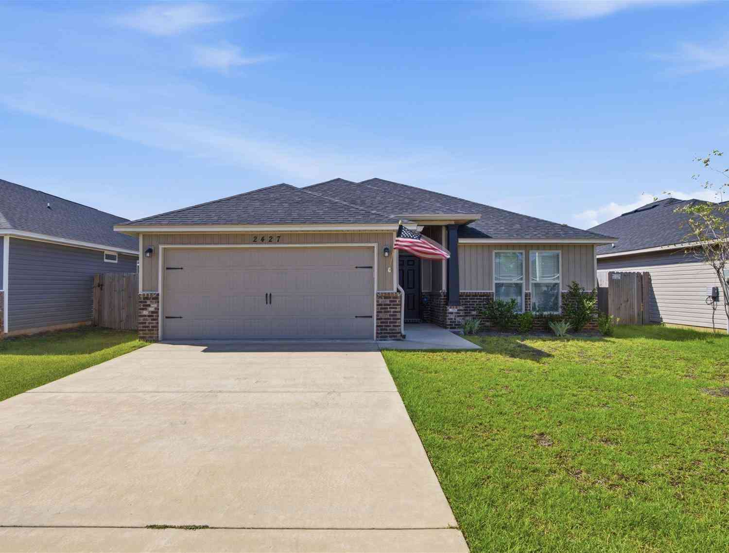 Homes For Sale - 2427 Privet Berry Dr<br/> Gulf Breeze, FL 32563