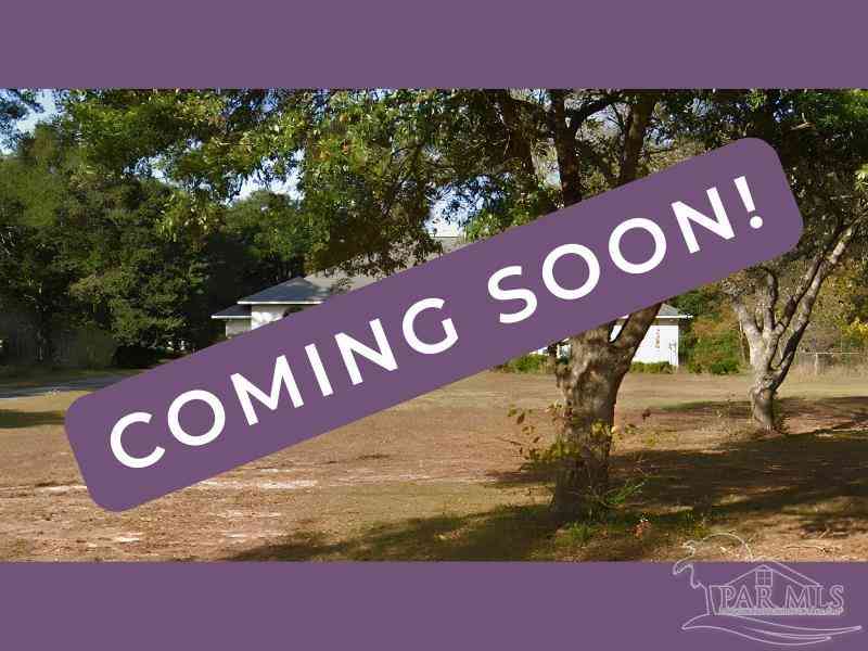 Homes For Sale - 2070 E Roberts Rd<br/> Pensacola, FL 32534