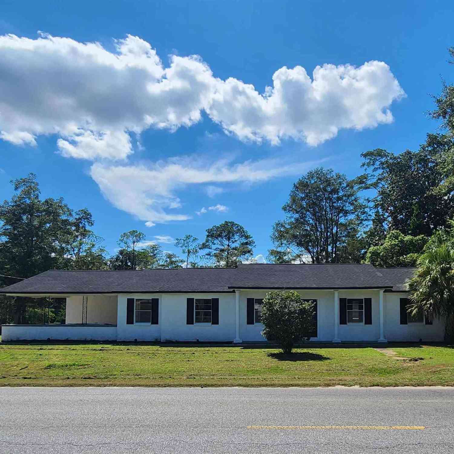 Homes For Sale - 4941 Henry St<br/> Santa Rosa County, Milton, FL 32570