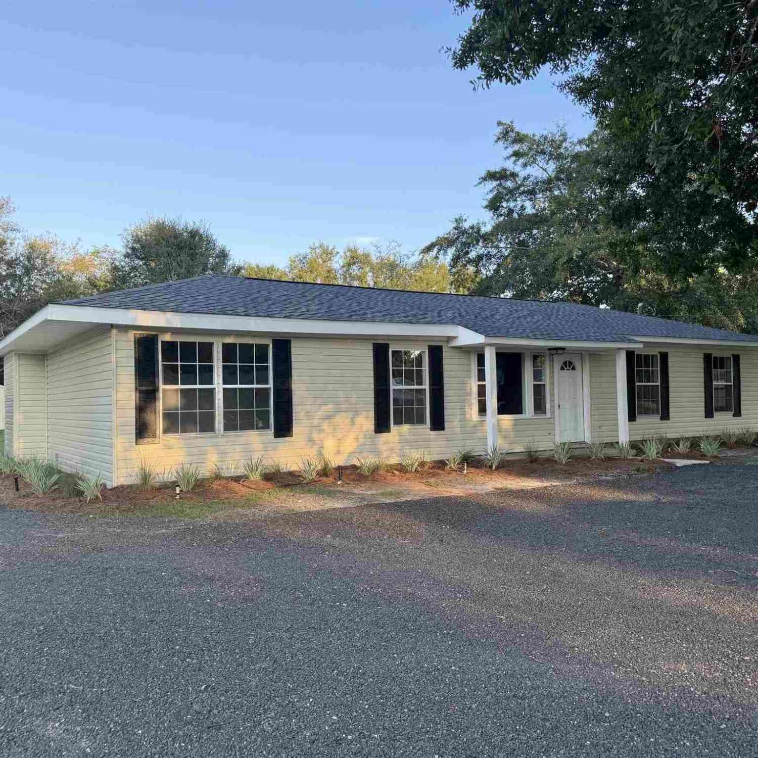 Homes For Sale - 217 7th Ave<br/> Atmore, AL 36502