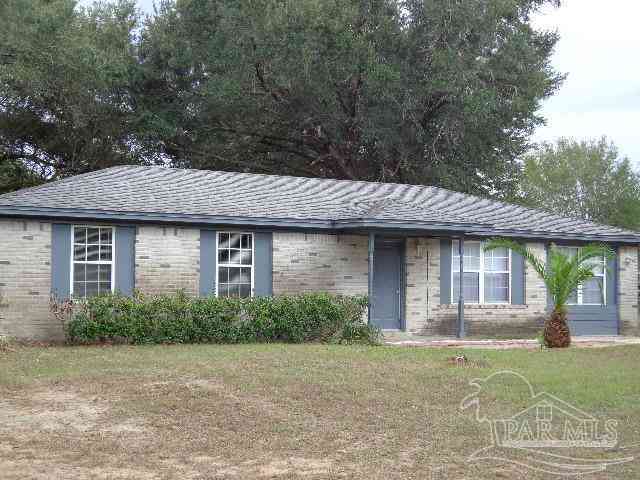Homes For Rent - 4352 Avenida De Golf<br/> Pace, FL 32571