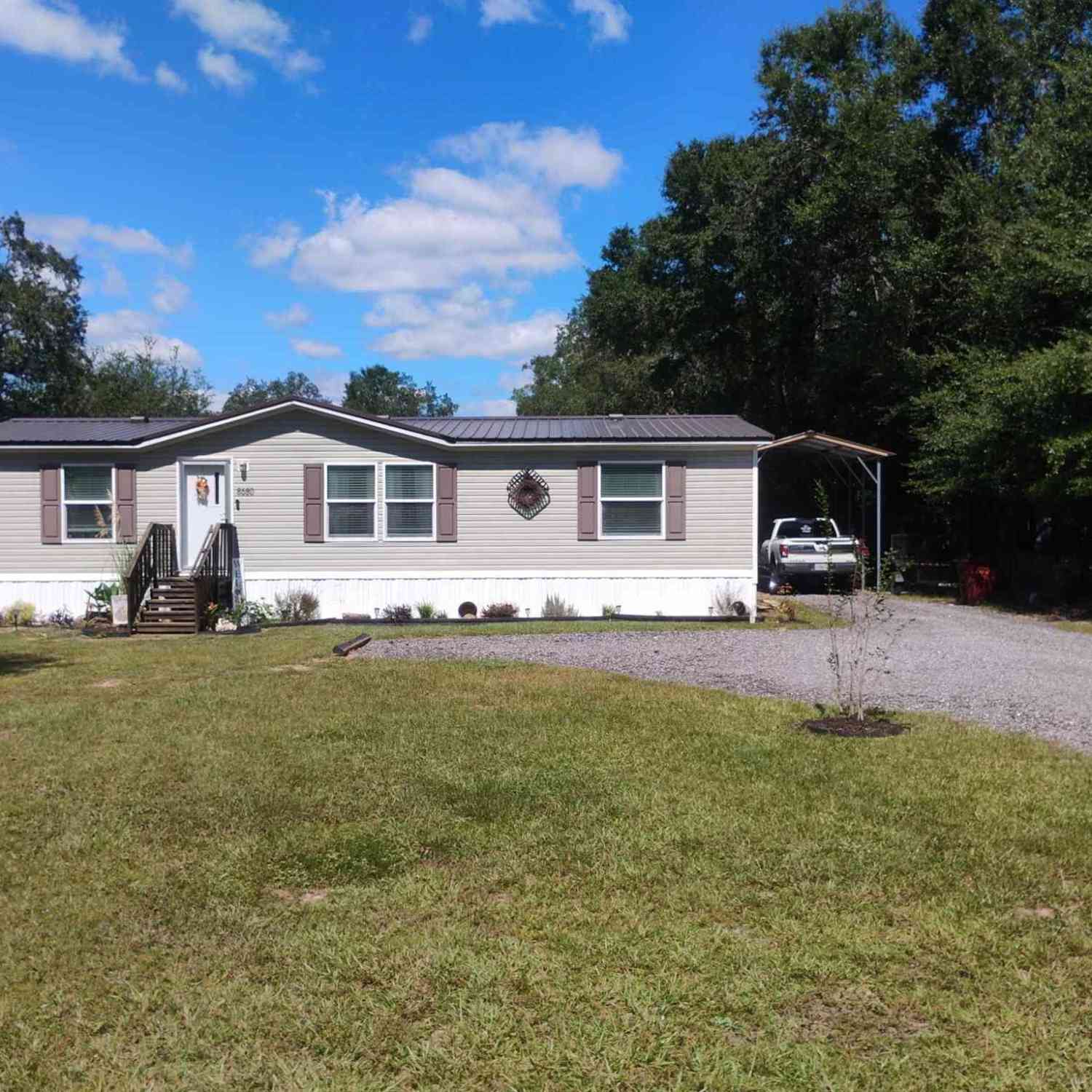 Homes For Sale - 8680 John Hamm Rd<br/> Milton, FL 32583