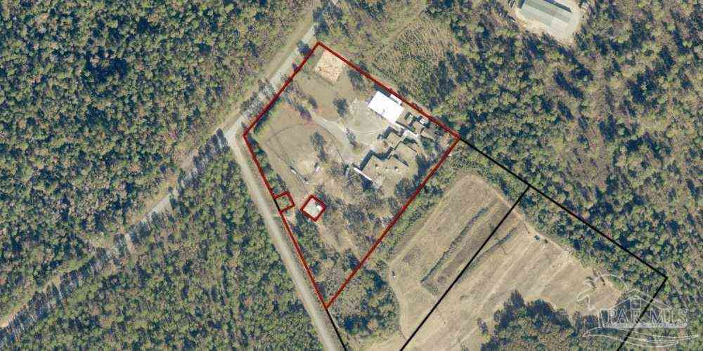 Homes For Sale - 11550 Munson Hwy<br/> Milton, FL 32570