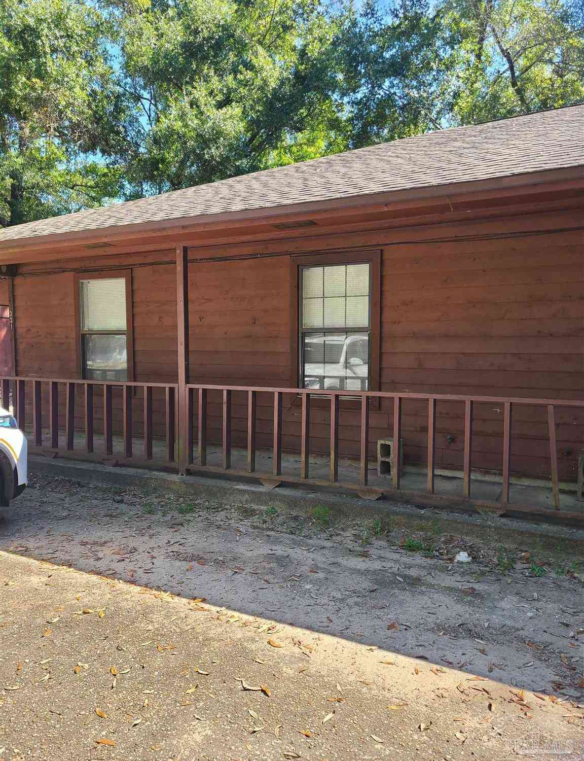 Homes For Rent - 331 E Olive Rd<br/> Pensacola, FL 32514