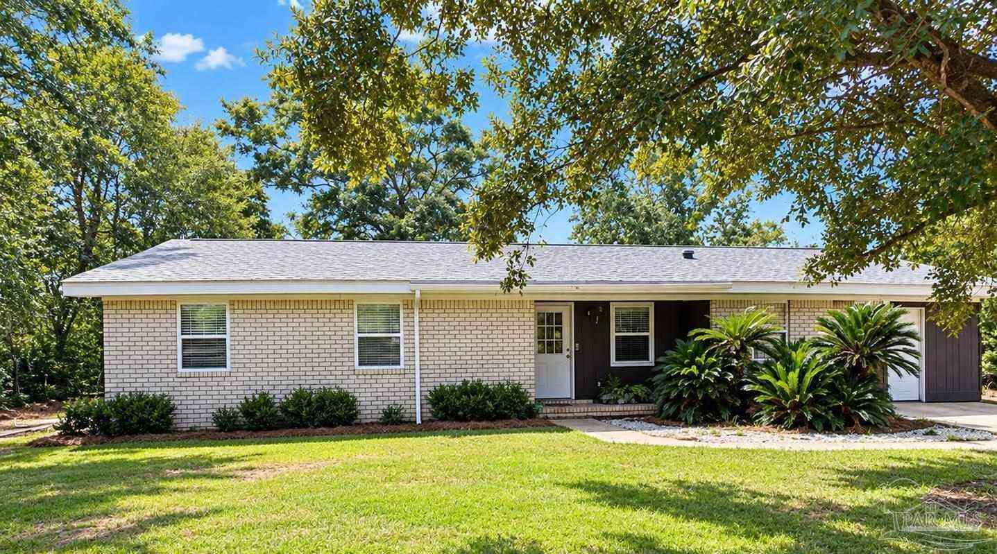 Homes For Sale - 4201 Queens Ct<br/> Pace, FL 32571