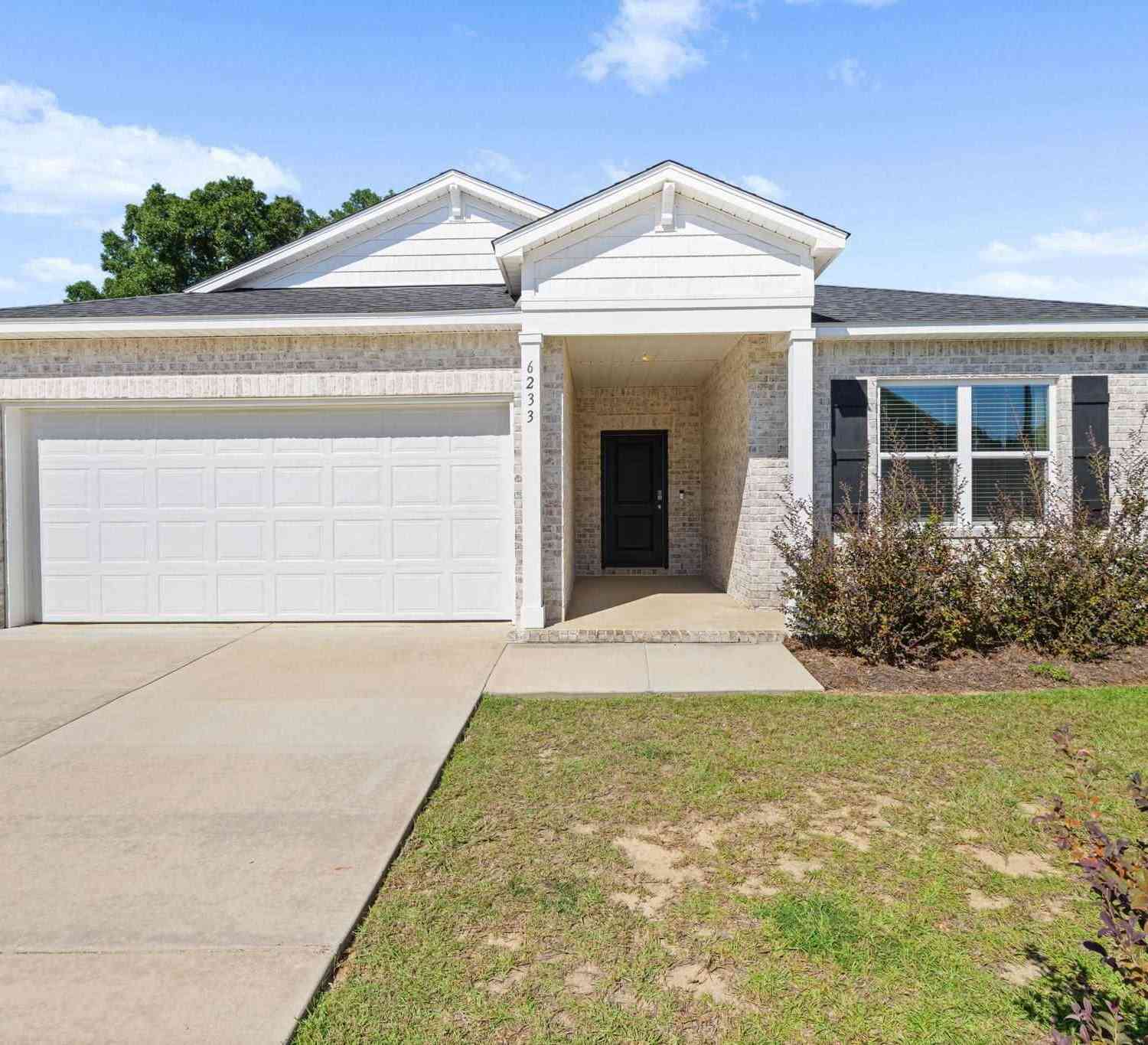 Homes For Sale - 6233 Forest Pines Dr<br/> Escambia County, Pensacola, FL 32526