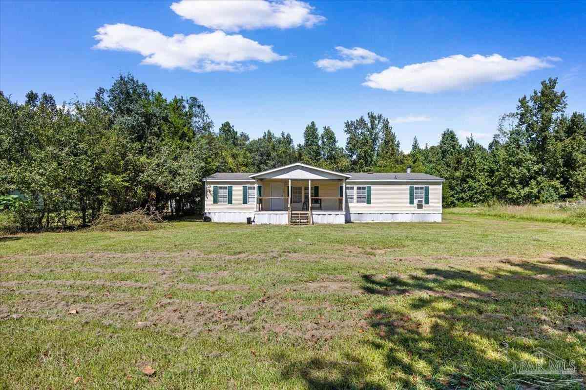 Homes For Sale - 8354 Punjob Rd<br/> Milton, FL 32583