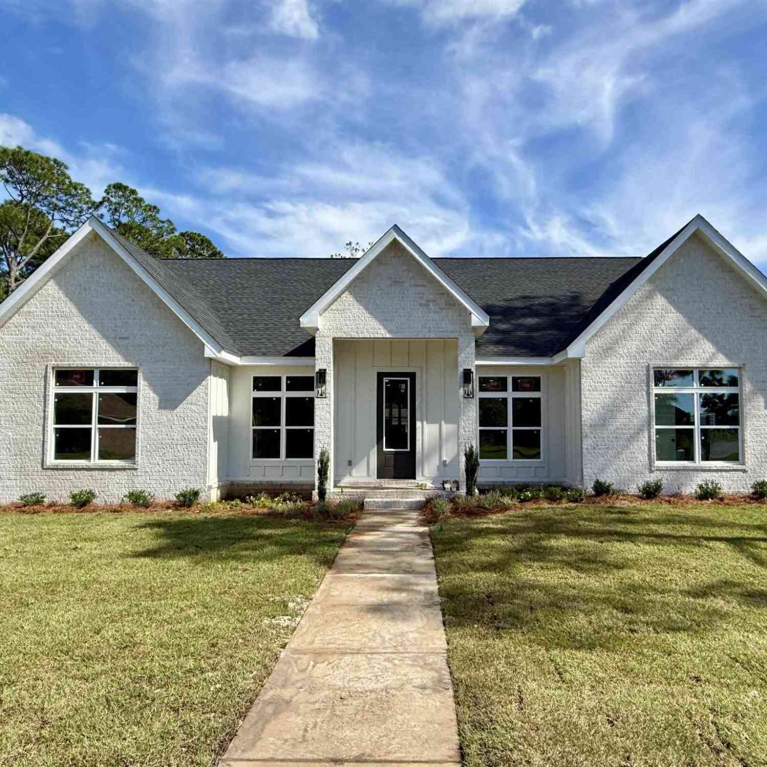 Homes For Sale - 5000 Shoshone Dr<br/> Escambia County, Pensacola, FL 32507