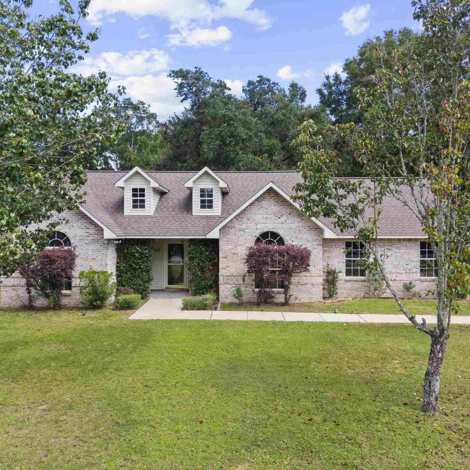 Homes For Sale - 5078 E Spencer Field Rd<br/> Santa Rosa County, Pace, FL 32571
