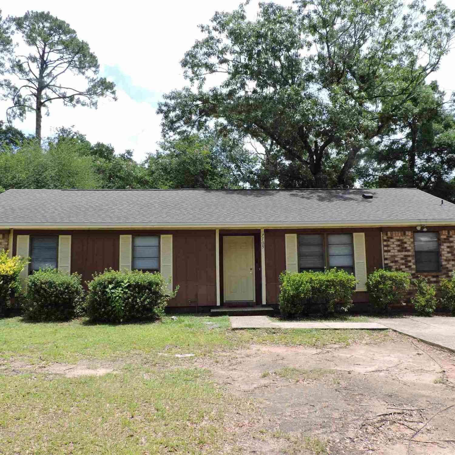 Homes For Rent - 7705 Deborah Dr<br/> Pensacola, FL 32514