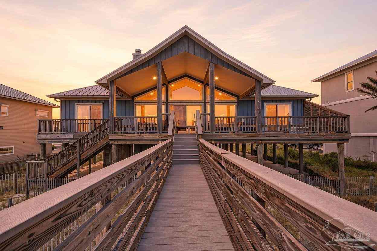 Homes For Sale - 7637 Gulf Blvd<br/> Santa Rosa County, Navarre Beach, FL 32566