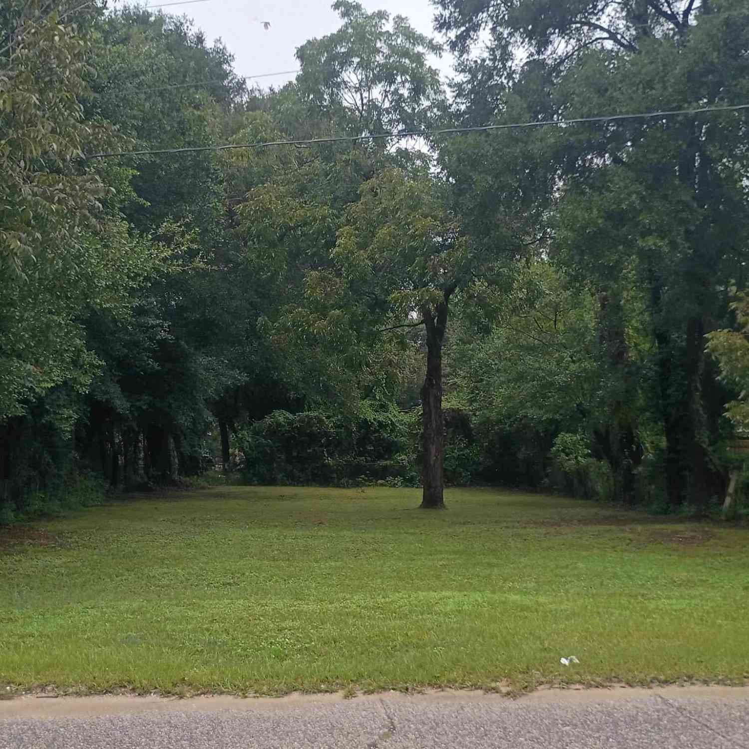 Vacant Land For Sale - 2710 W Bobe St<br/> Escambia County, Pensacola, FL 32505