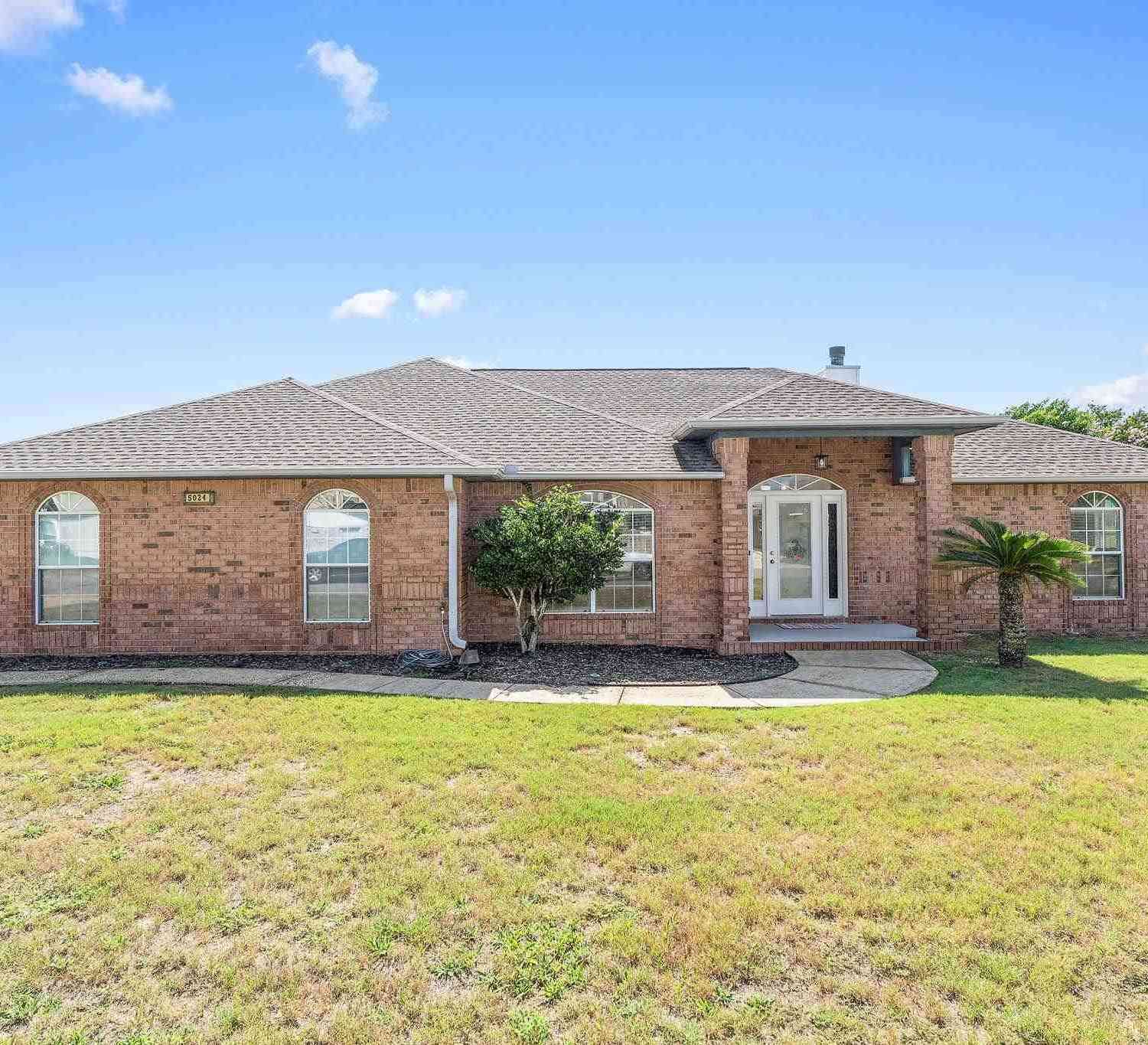 Homes For Sale - 5024 Chandelle Dr<br/> Escambia County, Pensacola, FL 32507