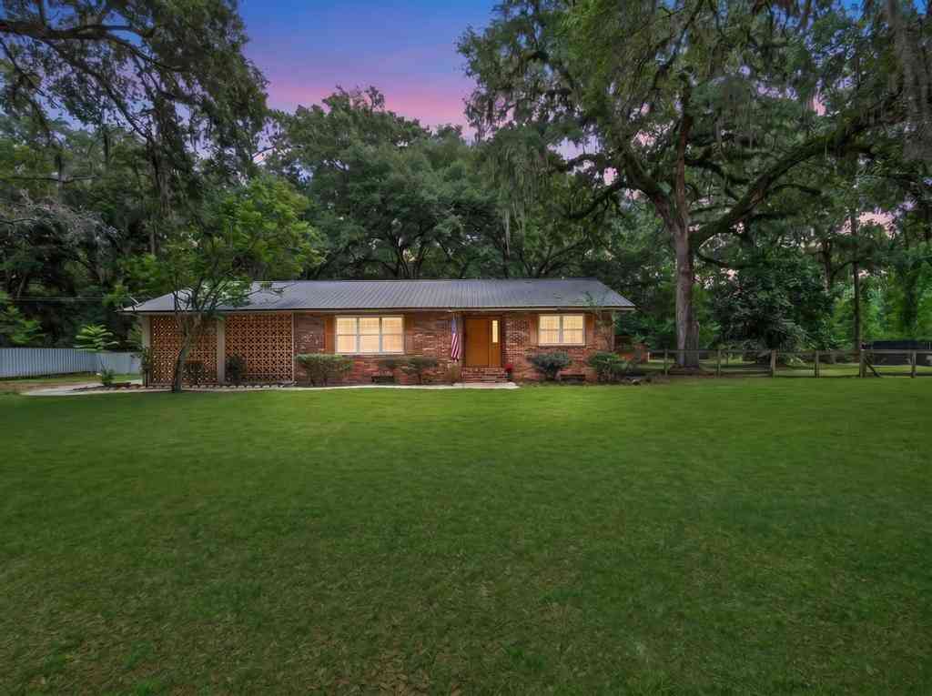 Homes For Sale - 37123 Marshall Lane<br/> Hilliard, FL 32046