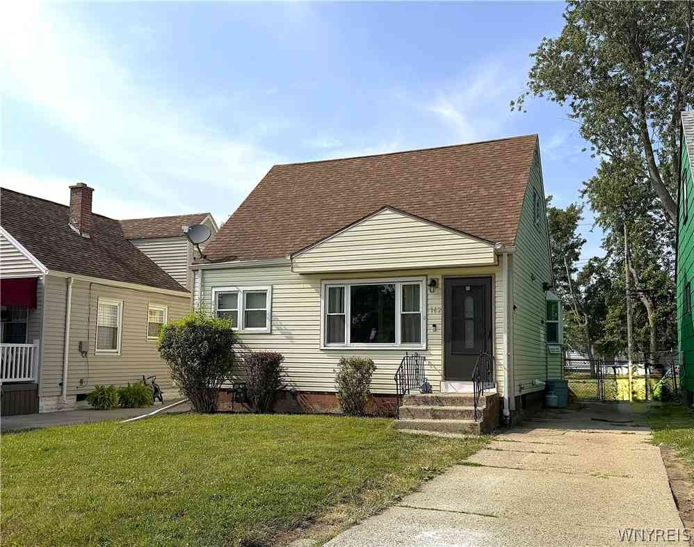 Homes For Sale - 162 Cantwell Drive<br/> Buffalo, NY 14220