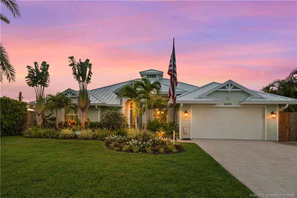 Homes For Sale - 4689 SE Glenridge Trail<br/> Stuart, FL 34997