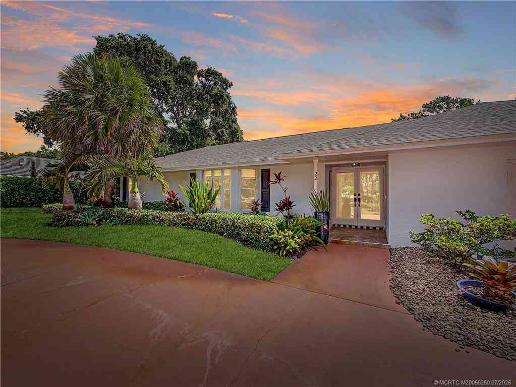 Homes For Sale - 22 Banyan Road<br/> Stuart, FL 34996