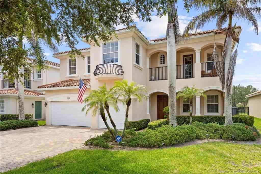 Homes For Sale - 5718 SW Bald Eagle Drive<br/> Palm City, FL 34990