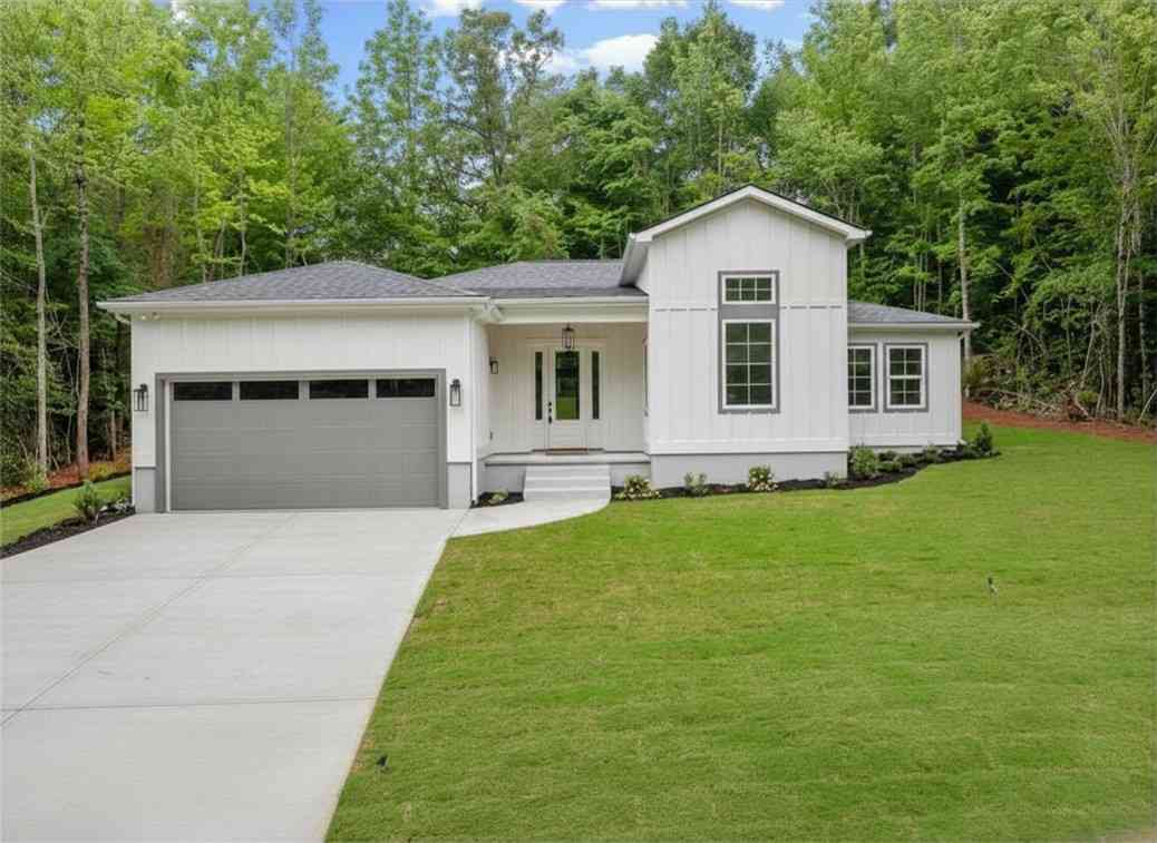 Homes For Sale - 239 Camellia Street<br/> Westminster, SC 29693