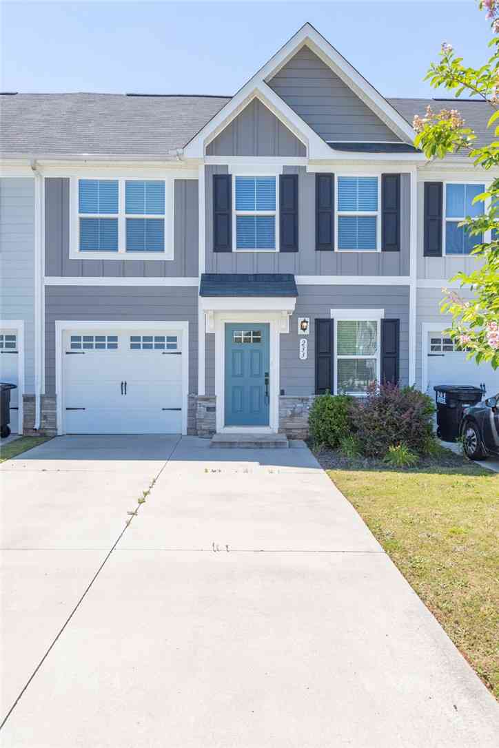 Townhouse For Sale - 233 Scenic Road<br/> Anderson, SC 29621