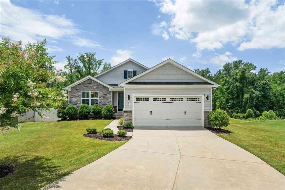 Homes For Sale - 651 Olivia Springs Drive<br/> Spartanburg, SC 29302