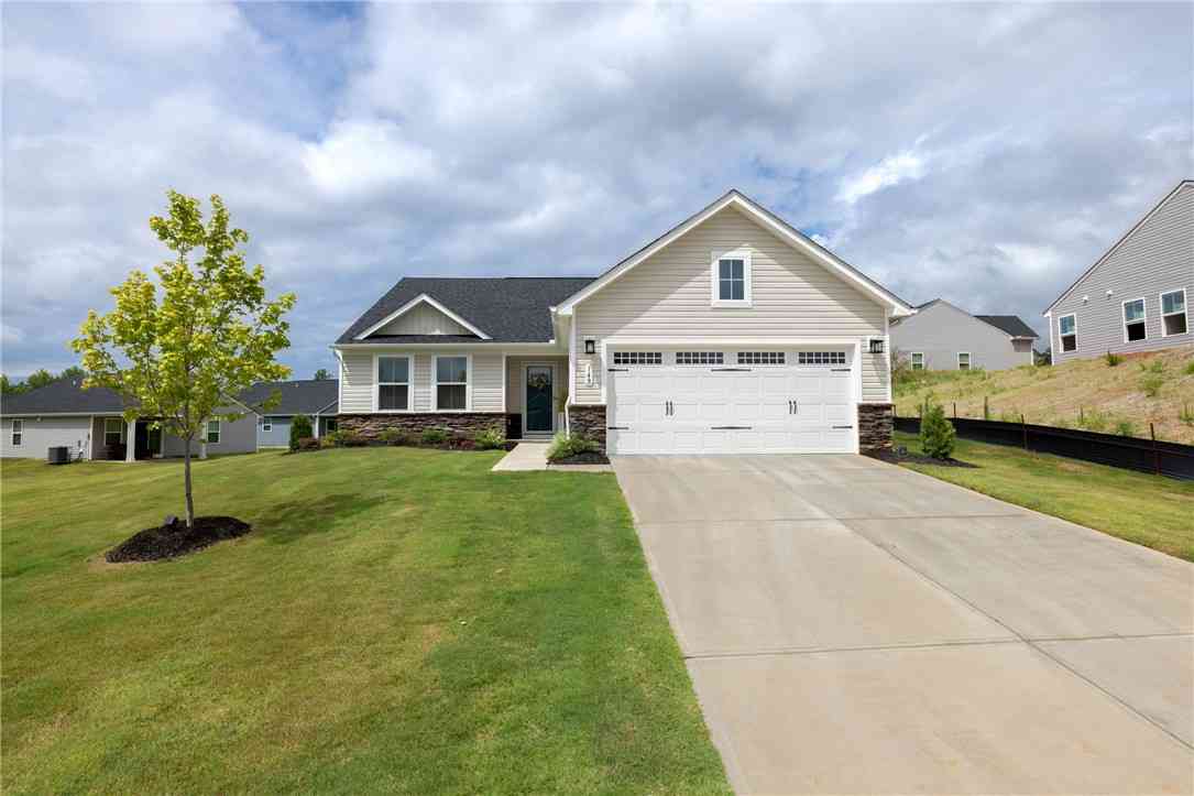 Homes For Sale - 148 Garrison Farm Way<br/> Seneca, SC 29678