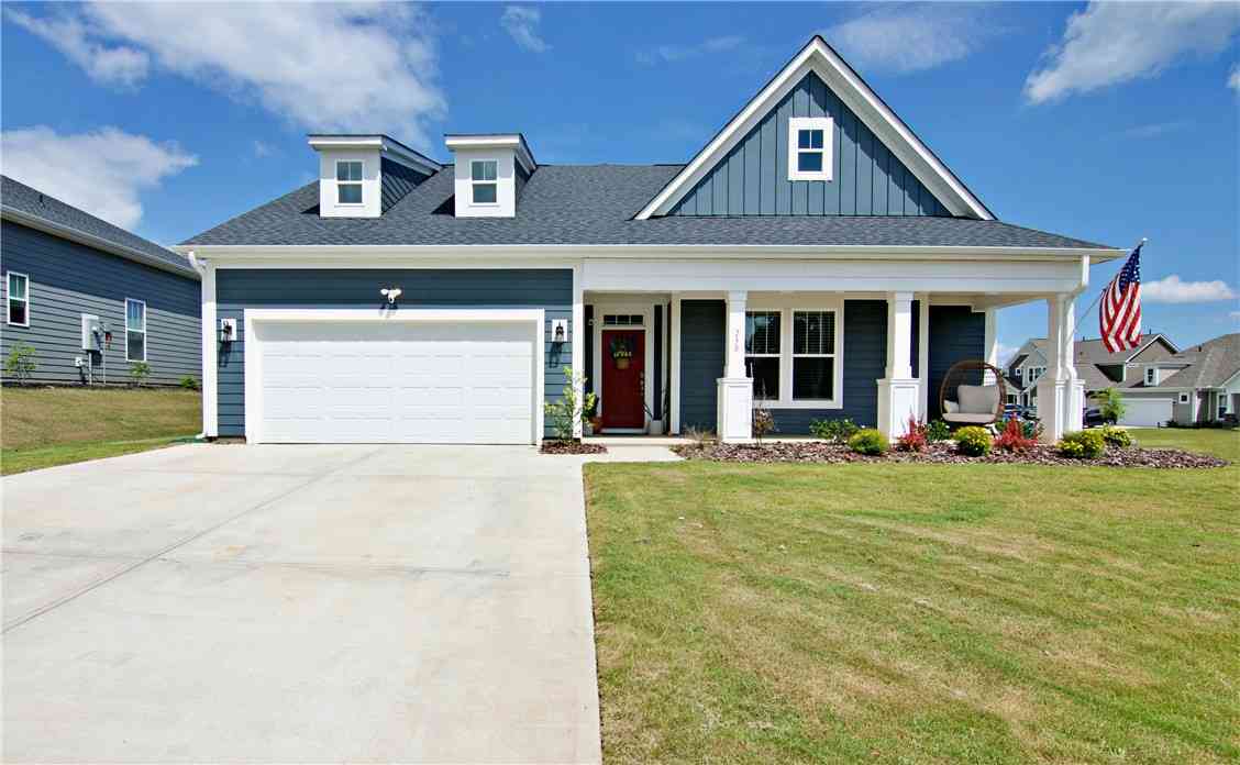 Homes For Sale - 230 Summerall Lane<br/> Seneca, SC 29678