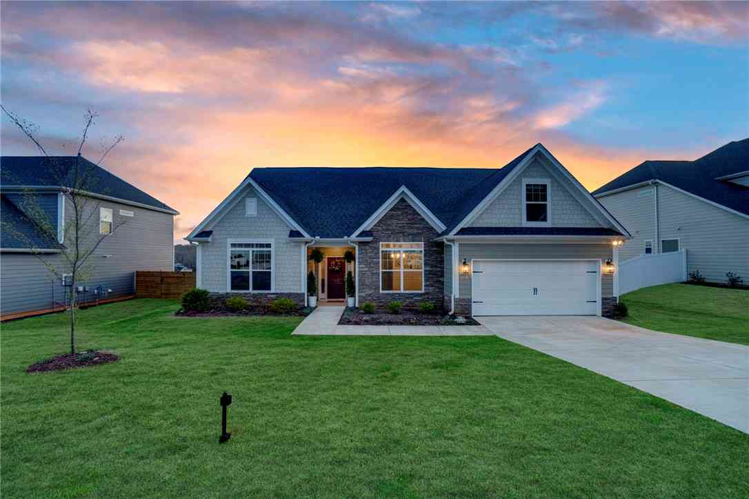 Homes For Sale - 142 Juniper Hill Drive<br/> Easley, SC 29642
