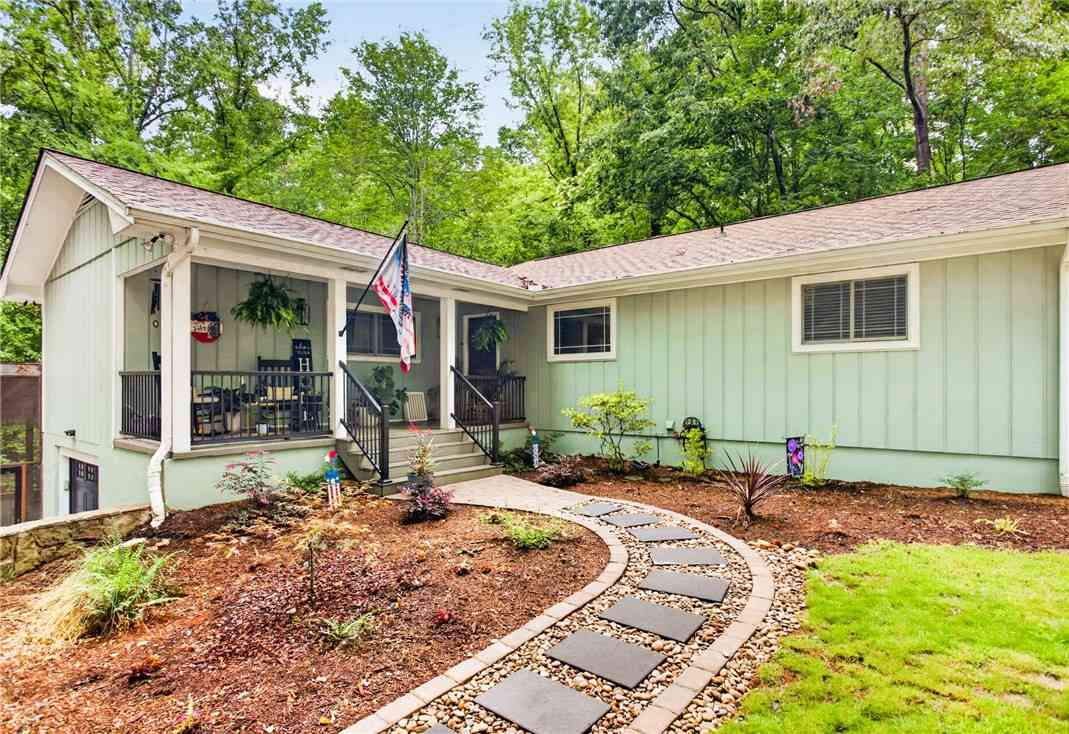Homes For Sale - 103 Pineneedle Drive<br/> Westminster, SC 29693
