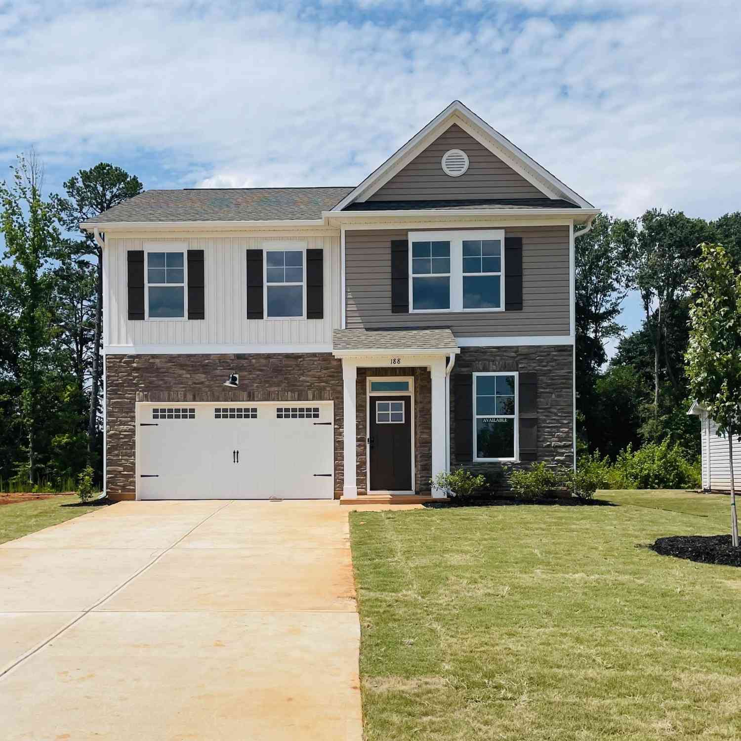 Homes For Sale - 188 Hunter Ridge Drive<br/> Boiling Springs, SC 29316
