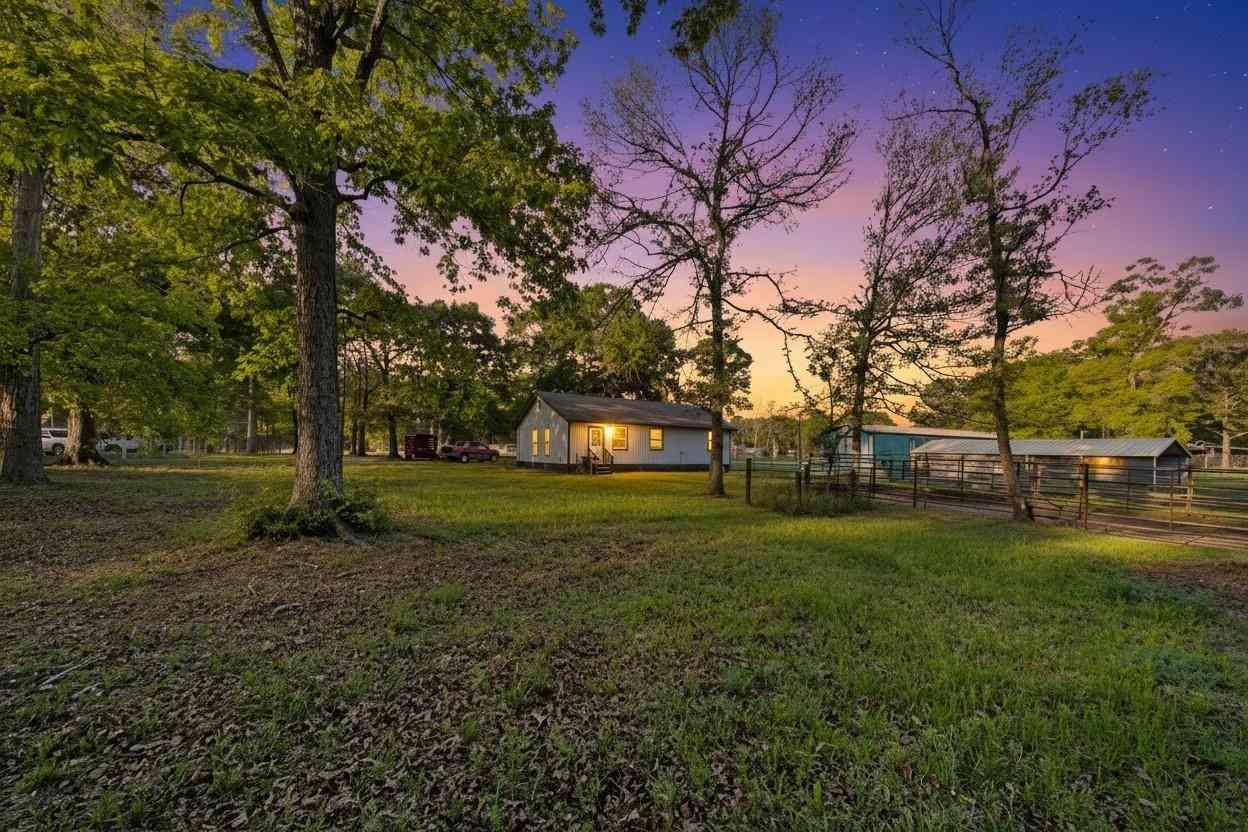 Homes For Sale - 461 Trails End Drive<br/> Cleveland, TX 77328