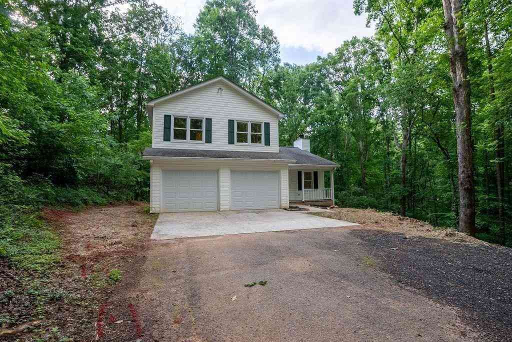 Homes For Sale - 64 Hickory Lane<br/> Dahlonega, GA 30533