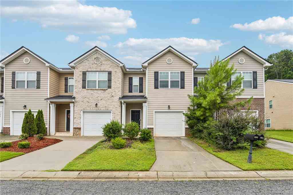 Townhouse For Sale - 3583 Brycewood Drive<br/> Decatur, GA 30034