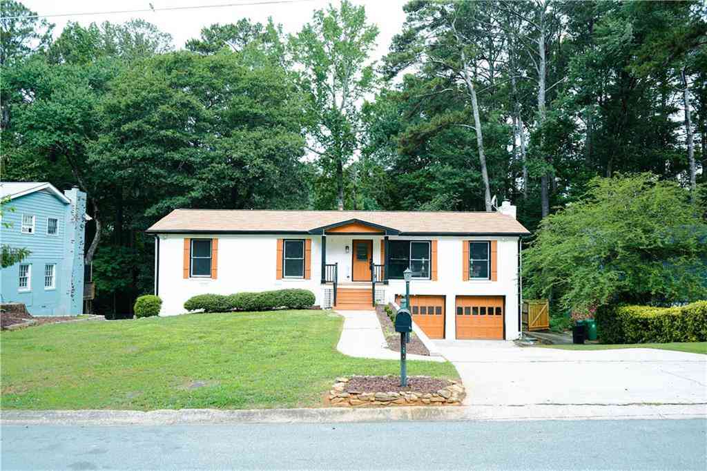 Homes For Sale - 1572 Darwen Lane<br/> Tucker, GA 30084