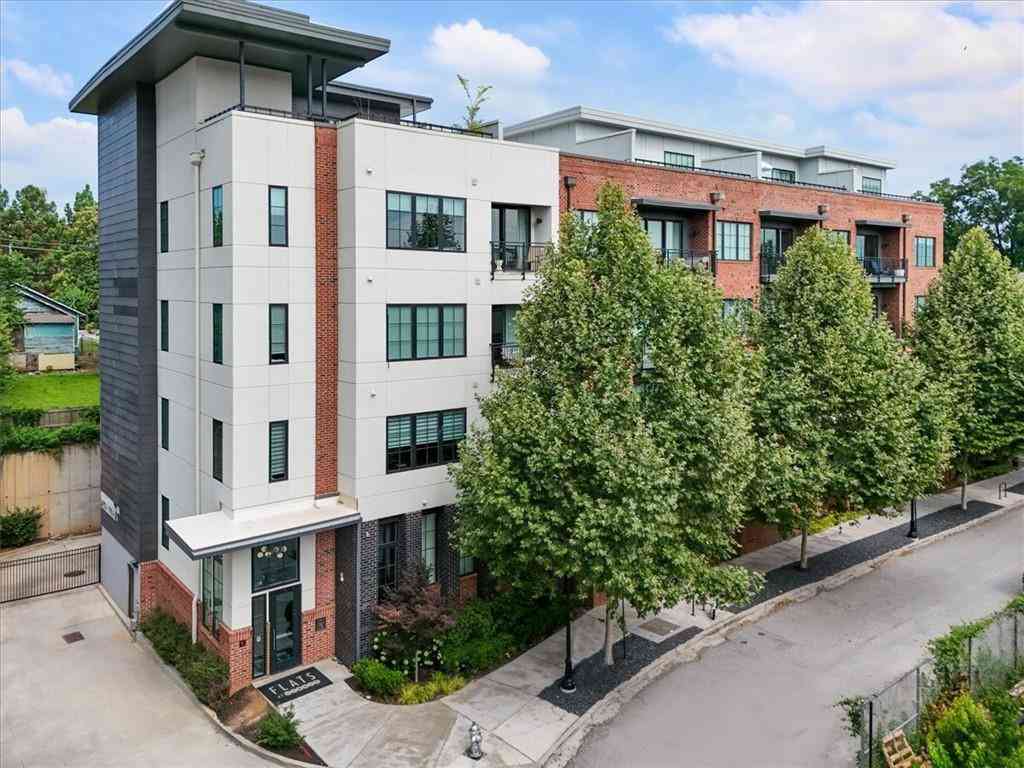 Condo For Sale - 22 Airline Street #106<br/> Atlanta, GA 30312